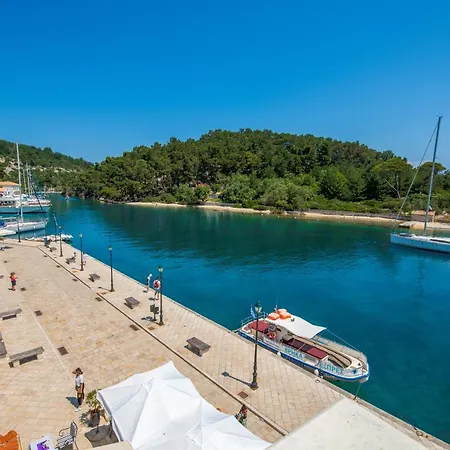 Elena Sea View *